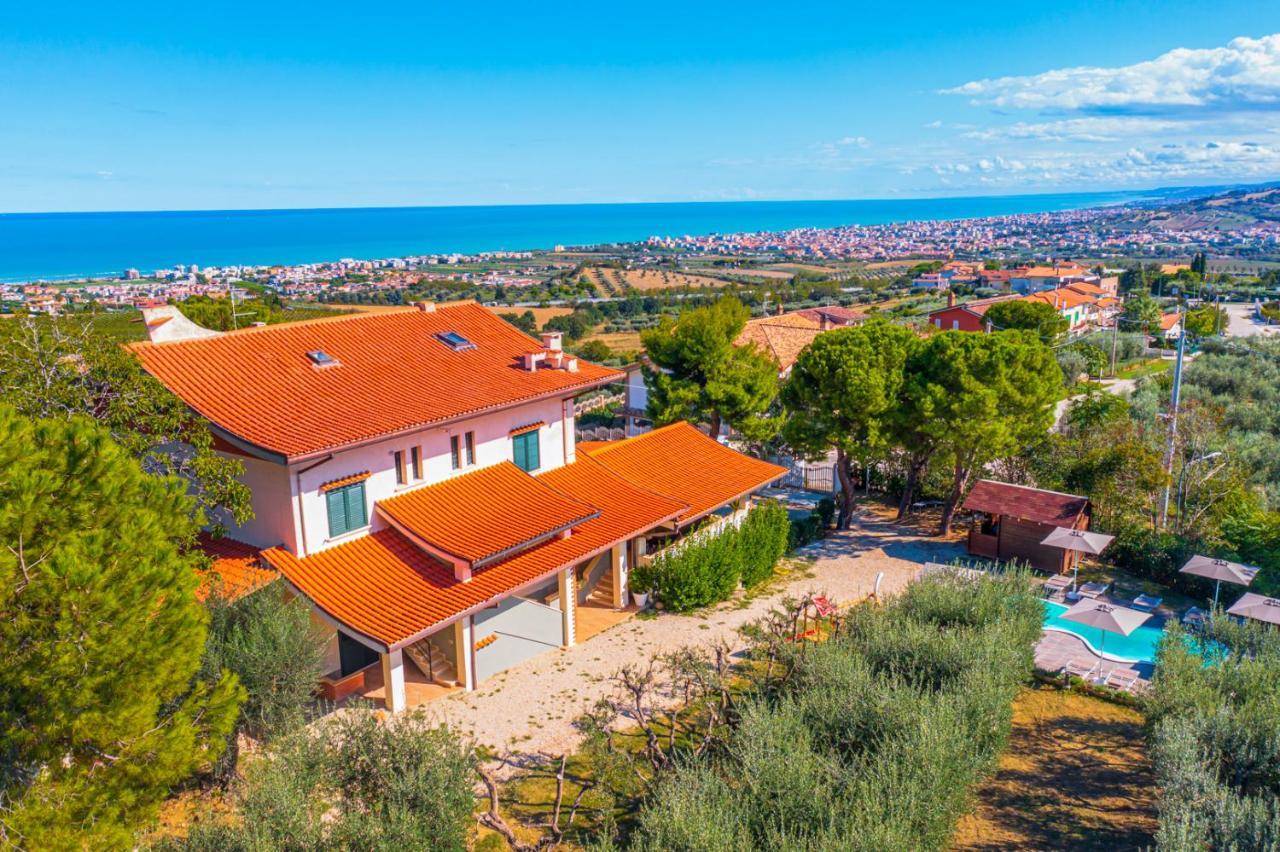 Vista Allegra Pagoda - Con Piscina Colonnella